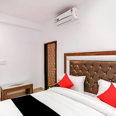 Hotel O Golden Stone Ghaziabad Exterior foto