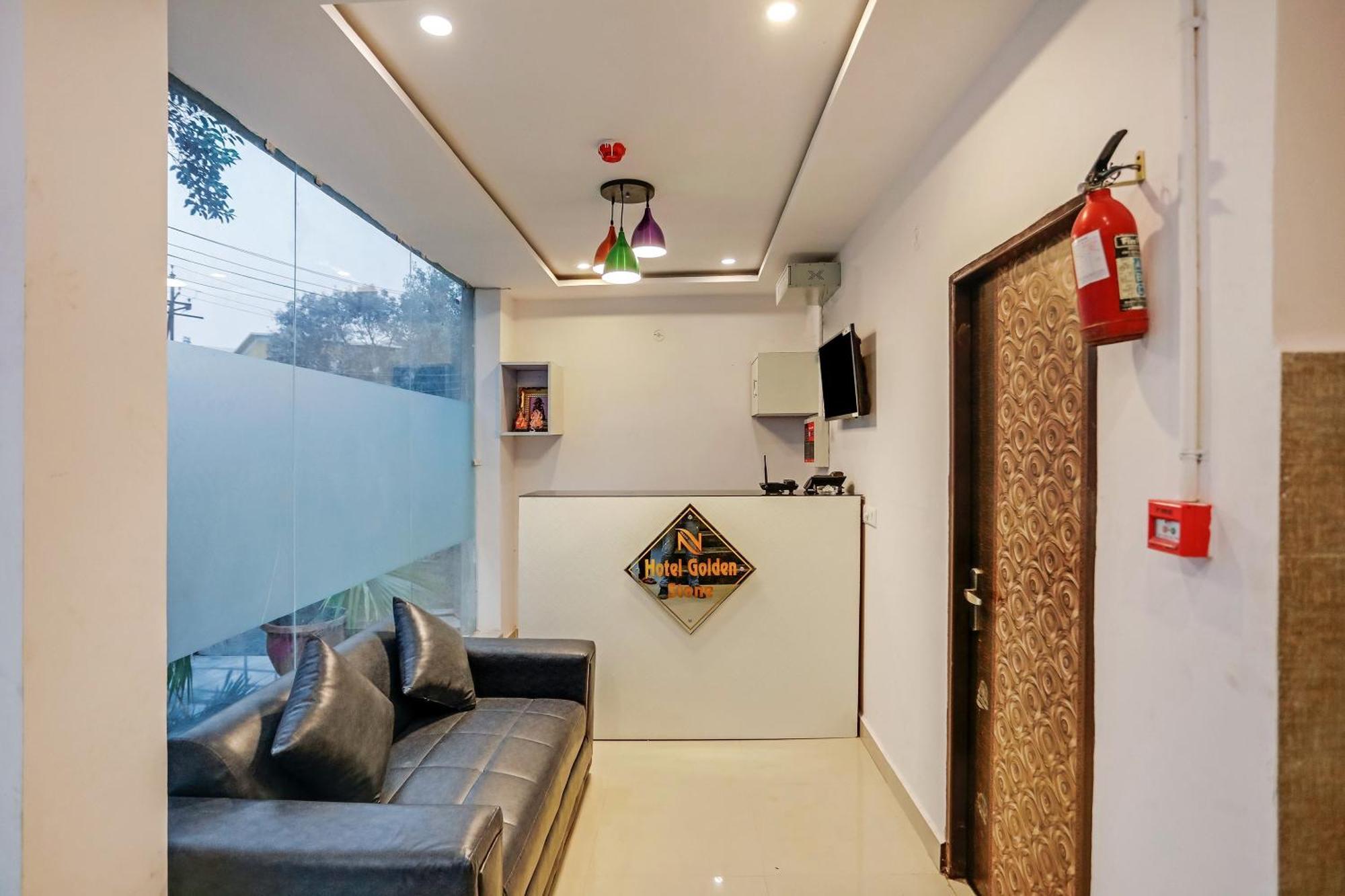 Hotel O Golden Stone Ghaziabad Exterior foto