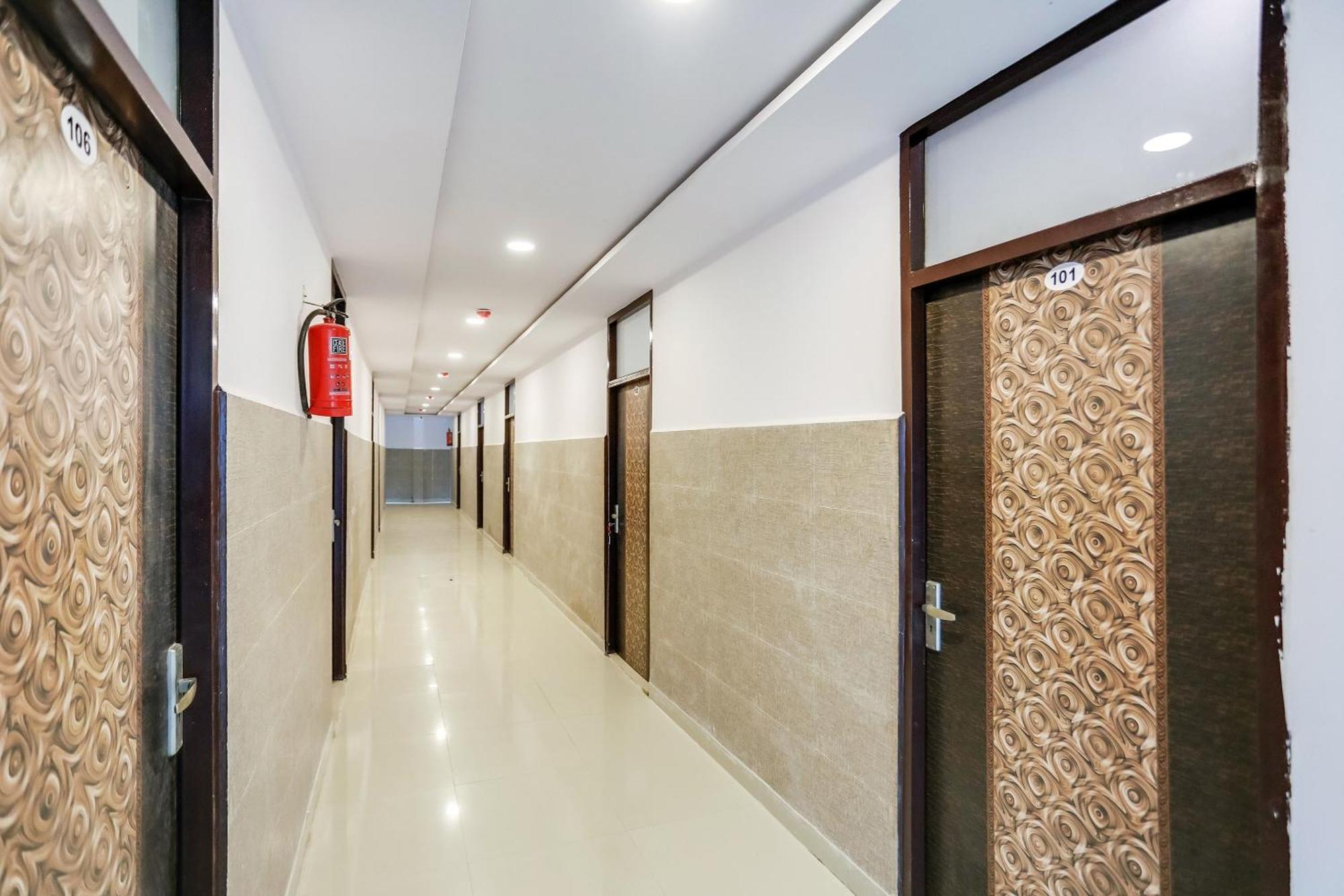 Hotel O Golden Stone Ghaziabad Exterior foto